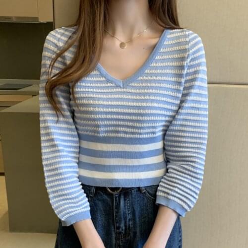Striped Knitted Sweater Casual V-Neck Jumpers Korean Fashion Woman Sweaters Lantern Sleeve Top Women Pullover Pull Femme Autumn