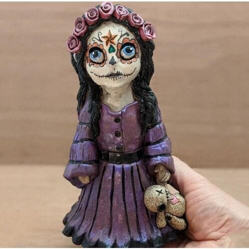 Doll Censer Handmade Eye-catching Resin Ghost Girl Shape Wear-resistant Doll Burner for Living Room