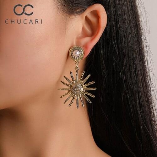 CHUCARI New Fashion Women Bohemian Style Gold Metal Starfish Conch Cowary Shell Big Circle Drop Earrings Shell Dangle Earrings