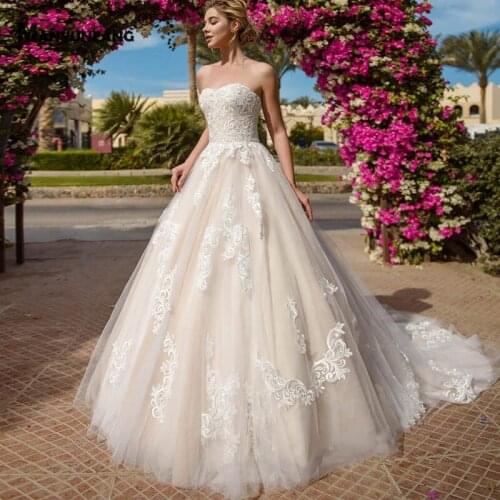 2021 Hot Sale Strapless Embroidery Appliques Tulle Chapel Train Bridal Ball Gown Elegant Lace Up Back Sleeveless Wedding Dress