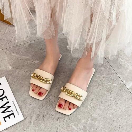 2021 Thin Slippers Leather Sqare Toe Women Sandal Open Toe Flat Casual Slides Outdoor Beach Female Flip Flops Metal Chain