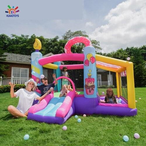 Cake Commercial Bouncy Castle Small Indoor Inflatable Jumper Jump for Kids Bounce Party House with Blower