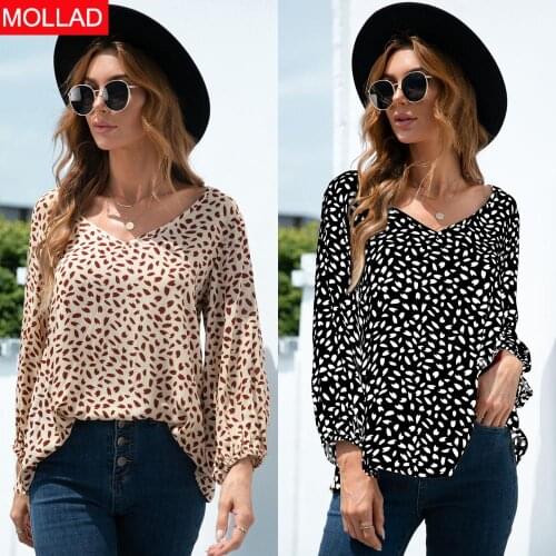 2021 Autumn and Winter AliExpress Hot Sale V-neck Lantern Sleeve Heart Shape Printed Casual Top