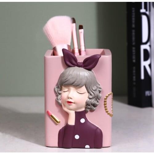 Creative Resin Girl Pen Holder 3d Stereo Character Statue Desktop Decoration Bedroom Office Girl Pen Holder Makeup Brush Storage