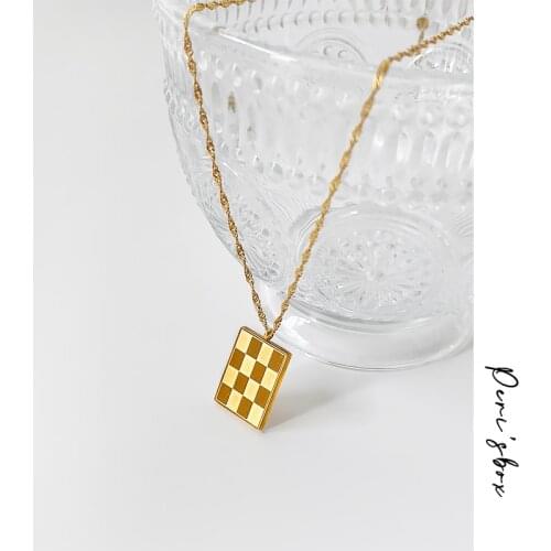 PerisBox Gold Color Rectangle Checkerboard Pendant Necklace Geometric Textured Pendant Twisted Singapore Chain Necklaces