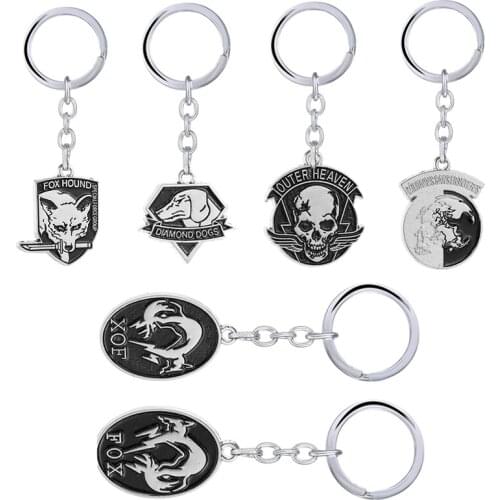 Game Metal Gear Solid 5 Keychains Fox Hound Outer Heaven llaveros Metal Pendant Keyring Car Key Chain Skull Animal Souvenir Gift