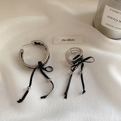 Minar French Retro Black Bowknot Charm Rings for Women Bling Rhinestones Beads Tie Bow Hollow Wide Chunky Ring Statement Jewelry