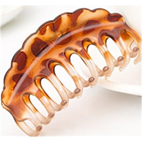 New Arrival Hairdress For Women tough Black Plastic Hair Claw Clips Hollow Out Carving Crab For Hair Large Size Hair Clamps