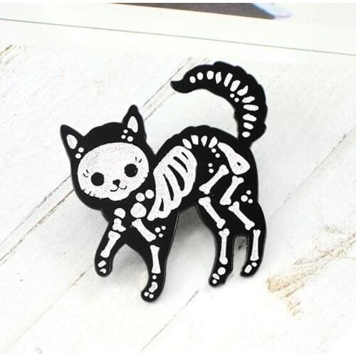 Gothic Shine Bone Black Cat Brooch Skeleton Zombie Animal Cat Enamel Pins Denim Jackets Lapel Badge Halloween DIY Punk Jewelry