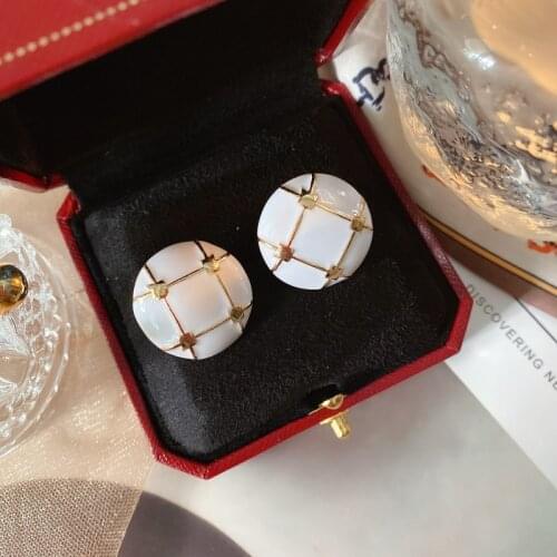 Restoring ancient ways round buttons earrings grid surface colour earrings female contracted French perfume