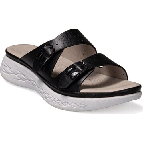 New Fashion Women Slippers Flat Flop Ladies Sandalas Soft Bootm Comfortable Female Shose Metal Beach Decoration Hollow Out hy174