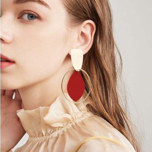 European Exaggerated Big Oval Leaf Drop Earring for Women Red Color Spray Sequins Metal Party Wedding Jewelry Vintage Pendientes