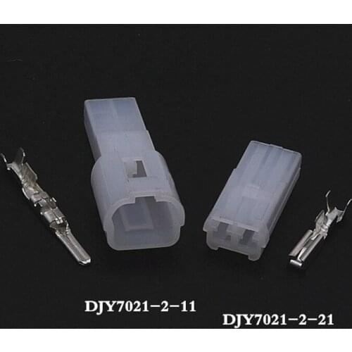 2-hole 2-pin 2P car connector Car connector with terminal