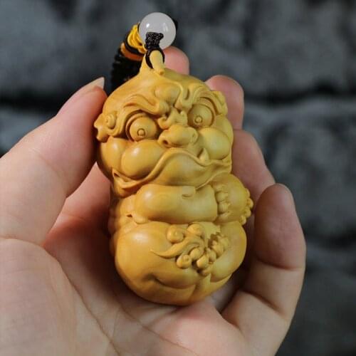 Boxwood 7CM Pixiu Pendant Wood Animal Sculpture Car Hanging God Beast Feng Shui Wood Statue Home Decoration