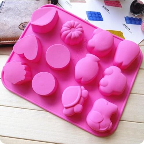 12 Hole Animal Silicone Cake Mold Pudding Jelly Mold B12023