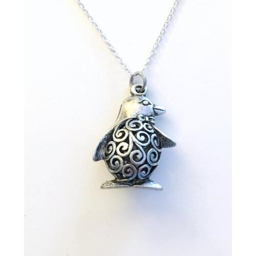 2021 Fashion 3D Hollow Penguin Necklace,Penguin Arctic Animal Gift for Marine For Women Men alloy Jewelry