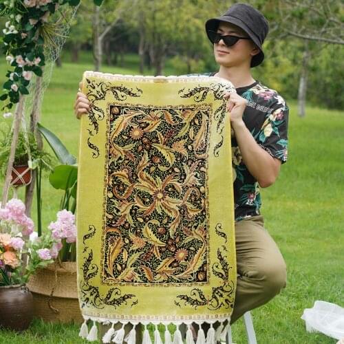 2'x3' Classical luxury green color handmade silk carpet high quality hand knotted rug (ZQG380A)