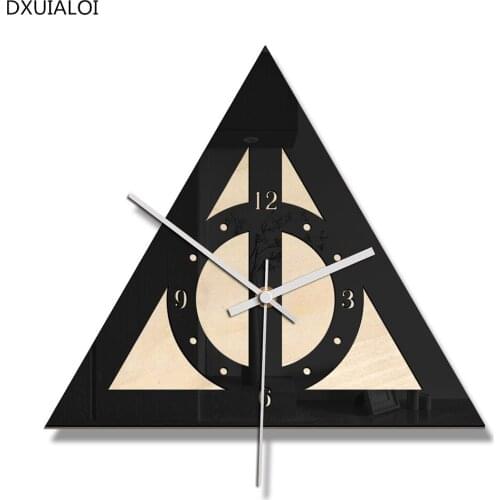 Modern simplicity geometric Home retro wall clock creative European minimalist decorative silent clock cartoon wall clock
