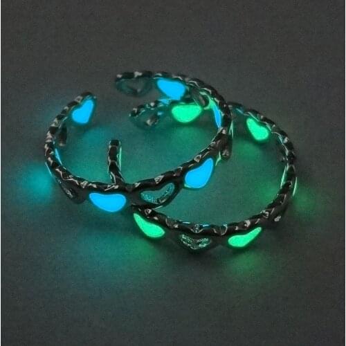 Adjustable Luminous Heart Rings Glow In Dark Creative Light Silvery Ring for Women Lover Friend Kid Gift Vintage Fashion Jewelry