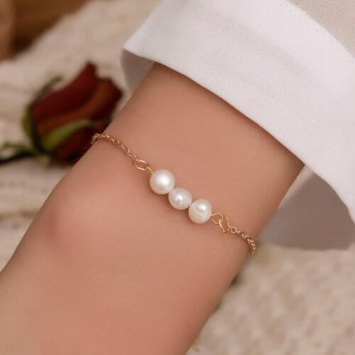 1Pcs New Simple and Exquisite Pearl Bracelet Sweet and Wild Word Curved Needle Pearl Bracelet Literary Jewelry