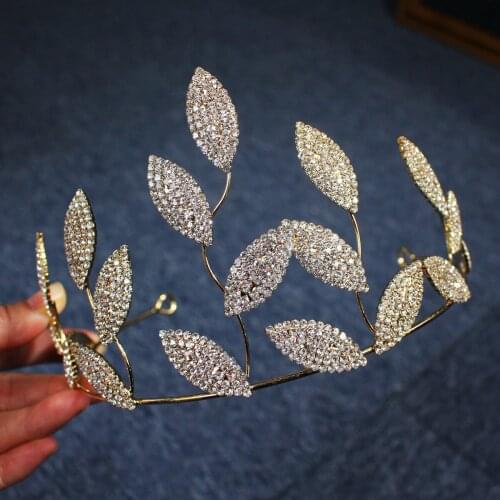 Luxury Retro Bridal Headdress Set Shiny Crystal Princess Crown Hair Hoop Earring Wedding Perform Studio Travel Photo Prop O722