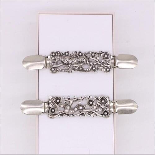 New Korean sweater clip personality animal series alloy shawl clip, clothing buckle