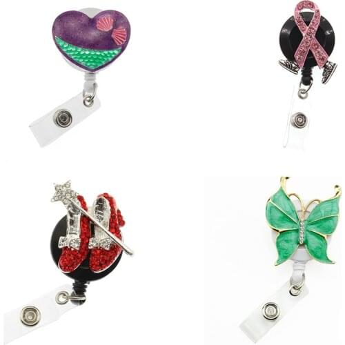 4 Style Animal Butterfly Heart Ribbon Shoes Retractable Yoyo Badge Reel Holder For Doctor Medical Student Office Supplier