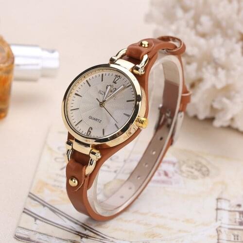 Womens Casual Watches Round Dial Rivet PU Leather Strap Quartz Wristwatch Ladies Analog Watch Birthday Gifts For Girls