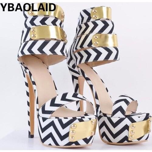 Open-toe Metal Plate Rivet High-heeled Roman Sandals Summer New Style Bag with Waterproof Platform Back Zipper Stiletto Sandals