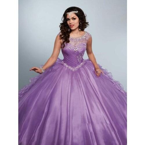 2021 Quinceanera Ball Gown Dresses Lilac Jewel Neck Cap Sleeves Crystal Beading Organza Ruffles Sweet 16 Plus Size Party Prom Ev