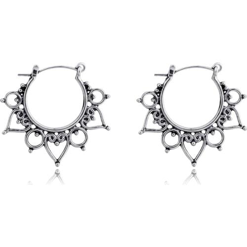 1 Pair Exquisite African Hollow Point Heart Round Hoop Earrings Ancient Metal Color Cute Personality Earrings For Women E15-4