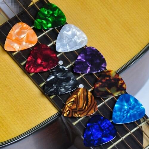 Lots of 100pcs Thin 0.46mm Celluloid Guitar Picks Plectrums Multi Colors