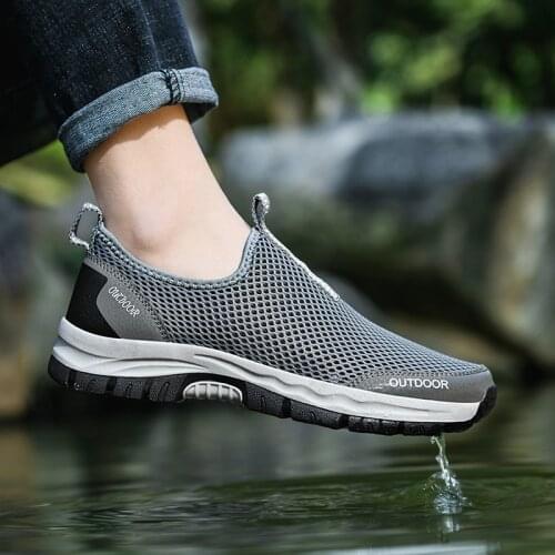2021 Summer New Wading Shoes Men, Quick-Drying Barefoot Beach Water Sports Shoes, Outdoor Sports Ultra-Light Upstream Shoes