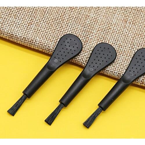 Portable Small Cleaning Brush Multifunctional Cleaner Household Accessories for Window Computer Earphone Humidifiers Keyboards