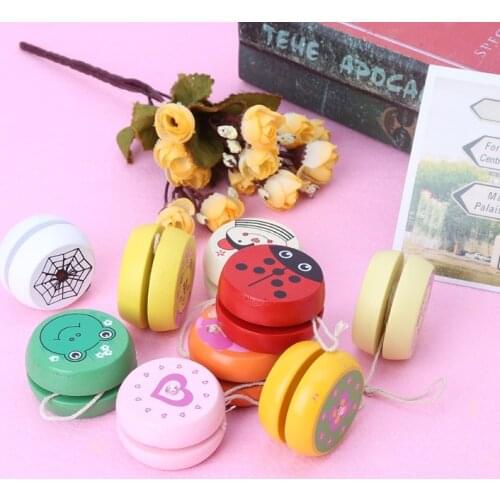 Cute Animal Print Wooden Yoyo Toys Ladybug Toy Kids Yo-Yo Creative Cartoon frog Yo Yo Toys for Children 5cm Wooden Yo Yo Ball