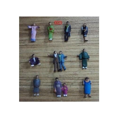 Color villain scene sand table model character building model villain 1:30 building model material 16pcs/set present 2chairs