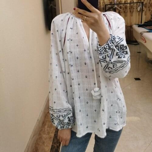 Summer Women Loose Floral Embroidery V-Neck Long Sleeve T-Shirt Female High Version Casual Vintage Tee Ladies Slim New Top ML194