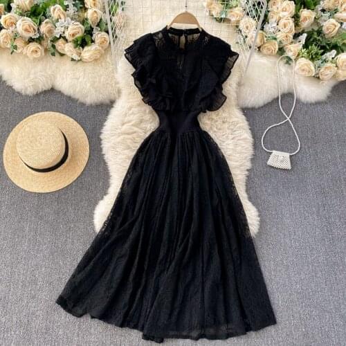 2021 French Pleated Ruffled Slim Temperament Lace Dress Elegant Women Midi Spring Summer Korean High Waist Sleeveless Dress zh82