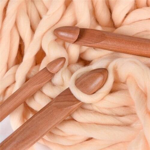 15Pcs Handcrafted Crochet Hooks Weave Yarn Craft Kit Large Knitting Needles New Wooden Bamboo Knitting Crochet Set