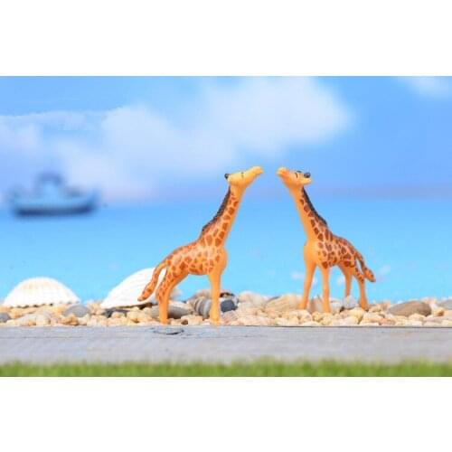 1PC animals giraffe ornaments fairy miniature garden moss gnome artificial resin crafts bonsai for home decoration KS 042