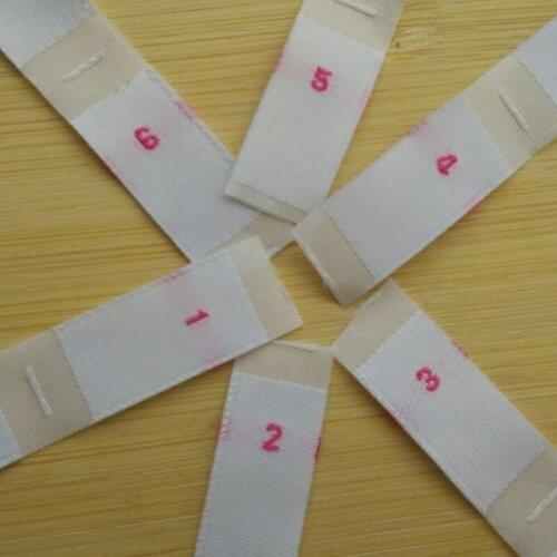 2000PCS custom any Number Damask polyester cloth woven Rose red size label baby clothing