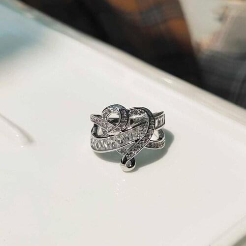 Crystal Glass Heart-shaped Ring Romantic temperament Elegant Female Engagement Manufacturers Wholesale