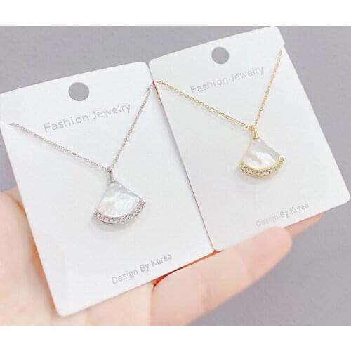 New Womens Necklace Korean Style Small Skirt Necklace Cute Simple Fan-Shaped Clavicle Chain Micro Inlaid Zircon Ornament