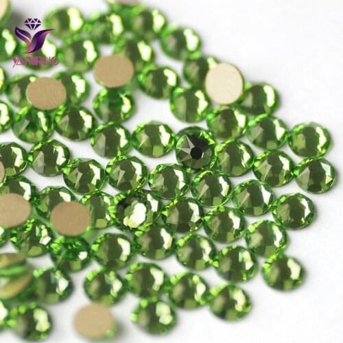 YANRUO 2088NOHF Peridot Green All Size Rhinestones for Needlework Decorative on Fabric Bright Stones