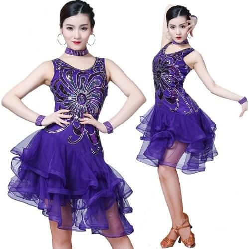 4 PCS/SET New Sequins Latin Dance Costumes Modern Stage Dance Dress Latin Performance Dance Wear Dance Competition Dresses