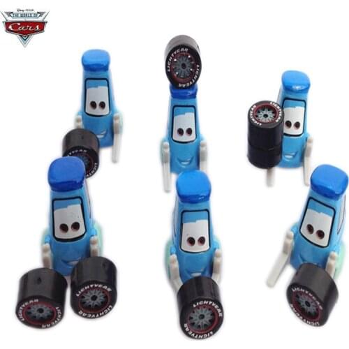 Disney Pixar Cars LUIGI & GUIDO Tires Models Metal Car Toys Lightning McQueen Car Toys Christmas Birthday Gifts For Children