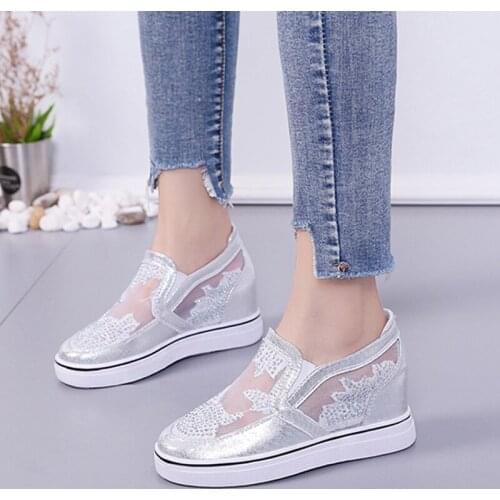 LIBIELIY Women's Hidden Platform Shoes