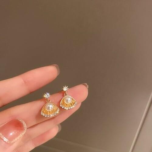 Origin Summer Boho Spark Rhinestones Shell Dangle Earrings for Women Gold Color Metal Faux Pearl Earrings Party Beach Jewelry