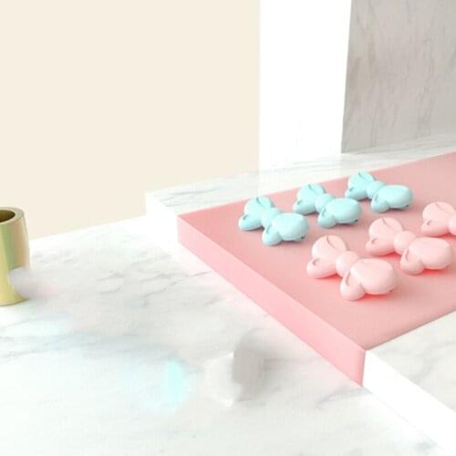 Safety Brooch Cute Cartoon Baby Care Diaper Bibs Pins Holder Baby Safety Bow Love Shape Pins Findings Safe Secure Clips