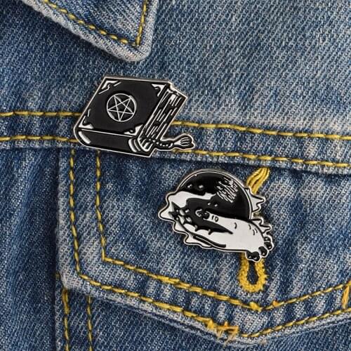 Fashion Explosion Style Personality Creative Book Witch Puzzle Book and Witch Hand Witchcraft Brooch Backpack Shirt Badge Gift